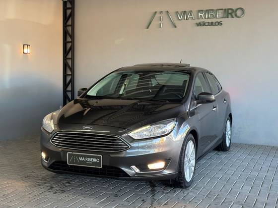 FORD FOCUS 2.0 TITANIUM FASTBACK 16V FLEX 4P POWERSHIFT FORD FOCUS 2.0 TITANIUM FASTBACK 16V FLEX 4P POWERSHIFT